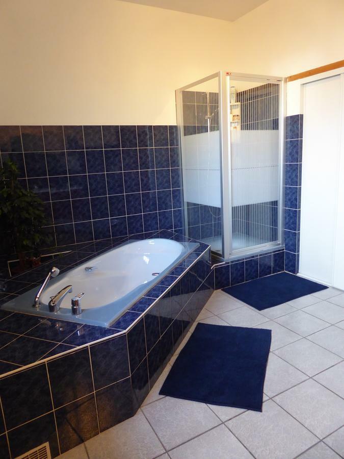 Sainte-Eulalie-en-Born La Mimona Bed & Breakfast エクステリア 写真